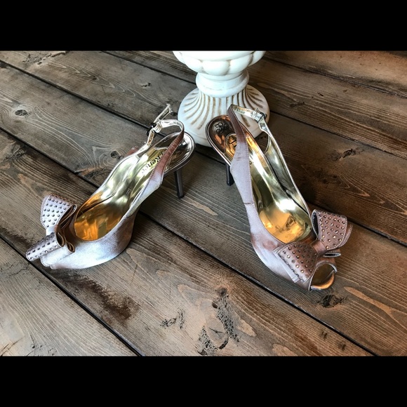 J Renee’ Slingbacks - Picture 4 of 8